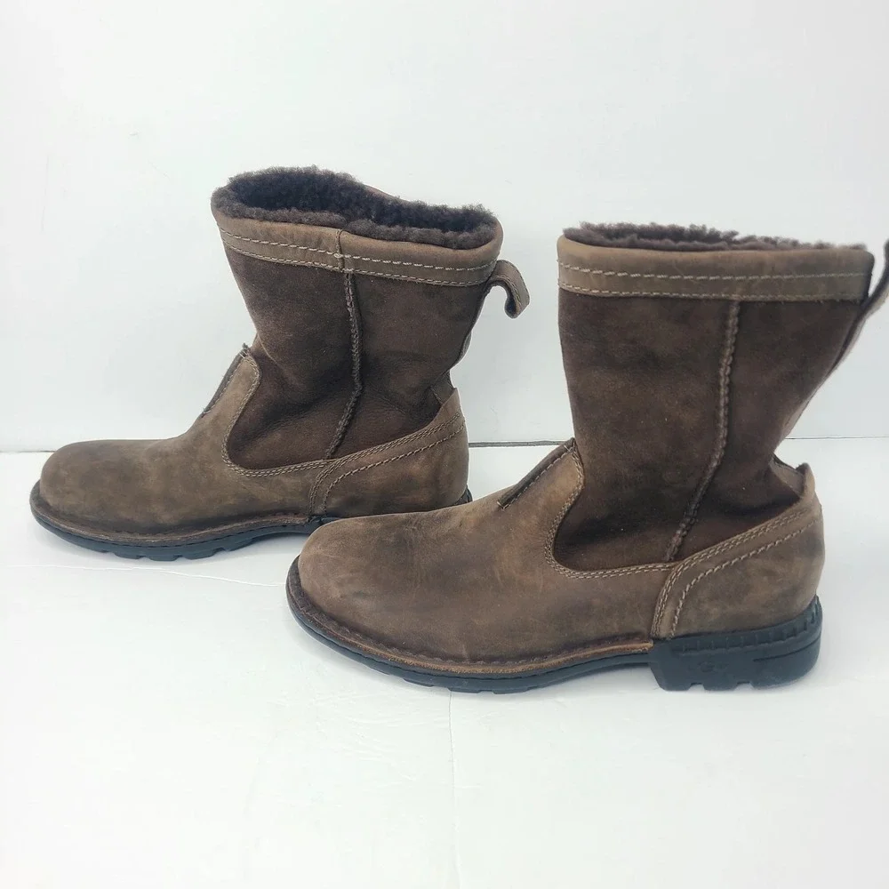 UGG Hartsville Leather Shearling Boots Mens 7 Brown Suede Winter Outdoors Warm